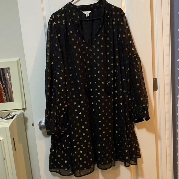 crown & ivy Dresses & Skirts - % crown & ivy 3X Black Long Sleeve Dress with Gold Dot Print